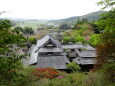 山寺の春景色