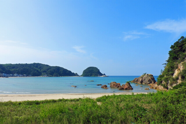 山陰海岸 夏 夕暮れ間近の砂浜