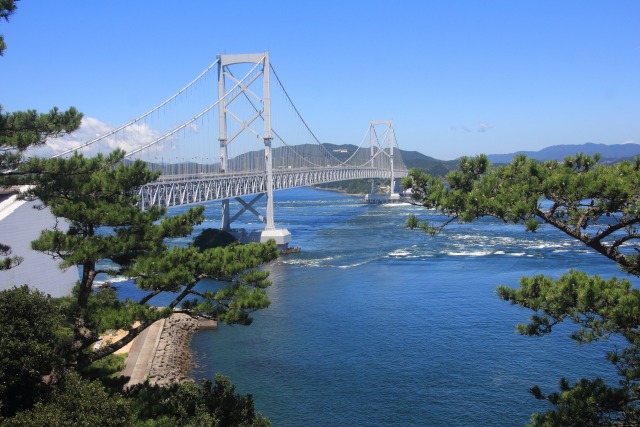 大鳴門橋