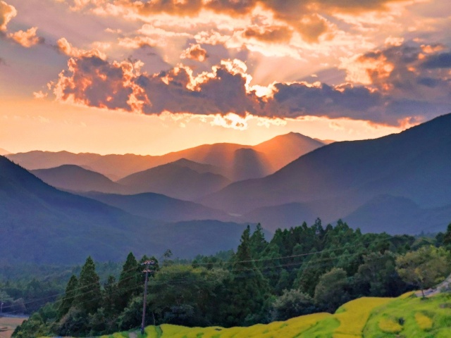 紀伊山地の夕暮れ