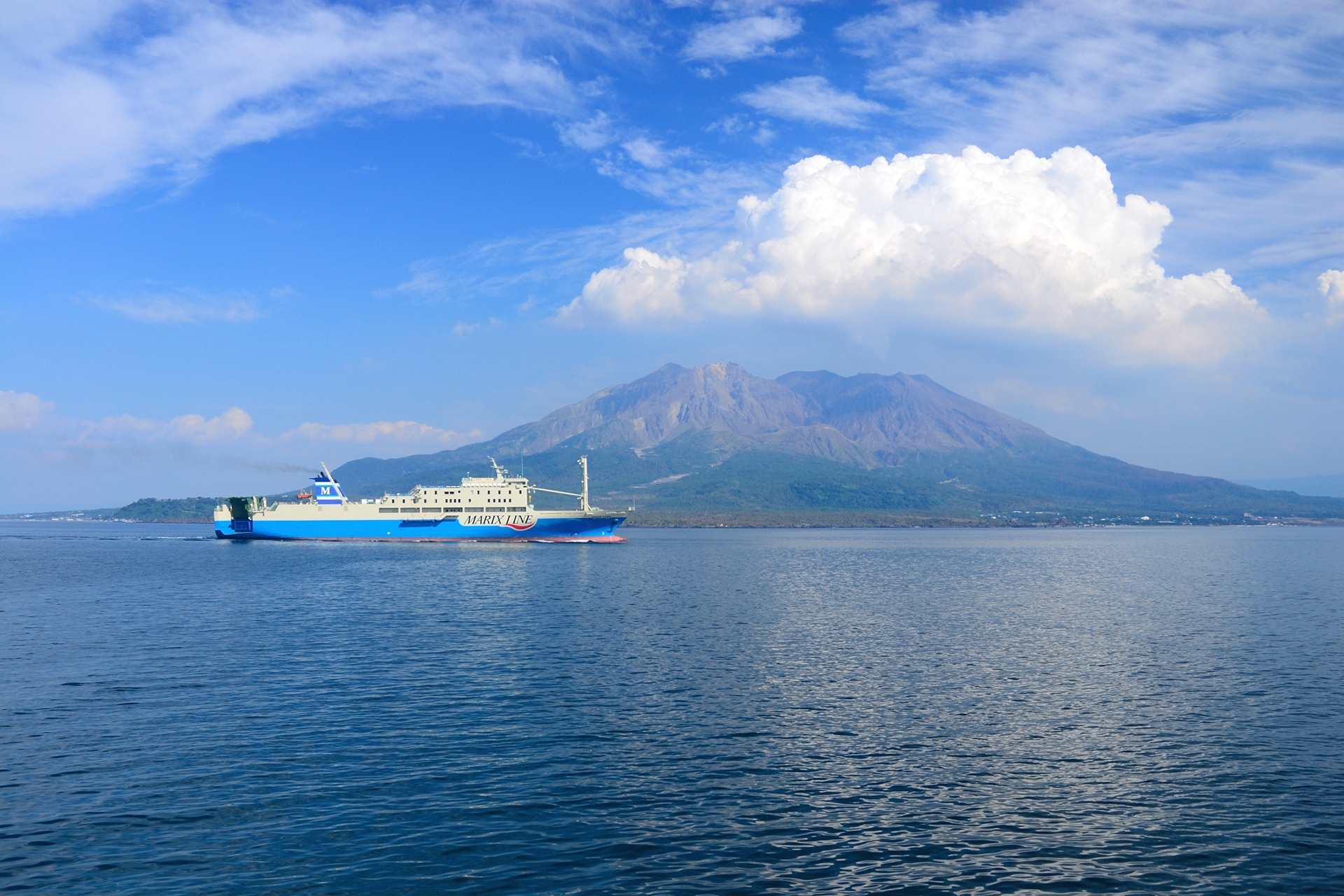 日本の風景 桜島と海とフェリー 壁紙19x1280 壁紙館