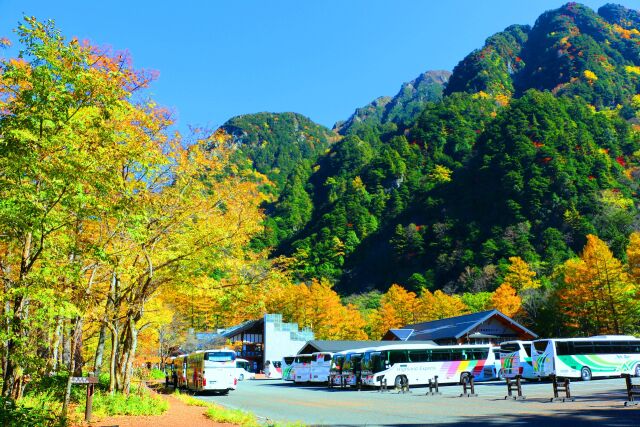 上高地バスターミナル