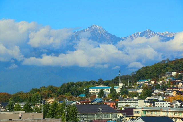 秋の松本市街