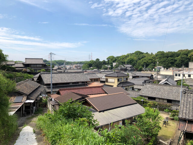 岡田の街にて