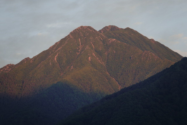 朝の常念