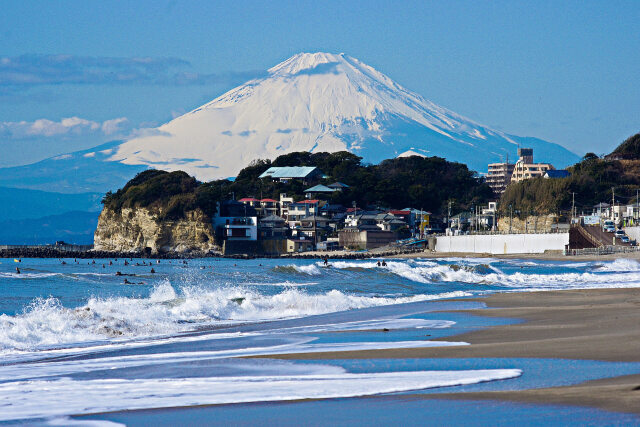 腰越と富士山