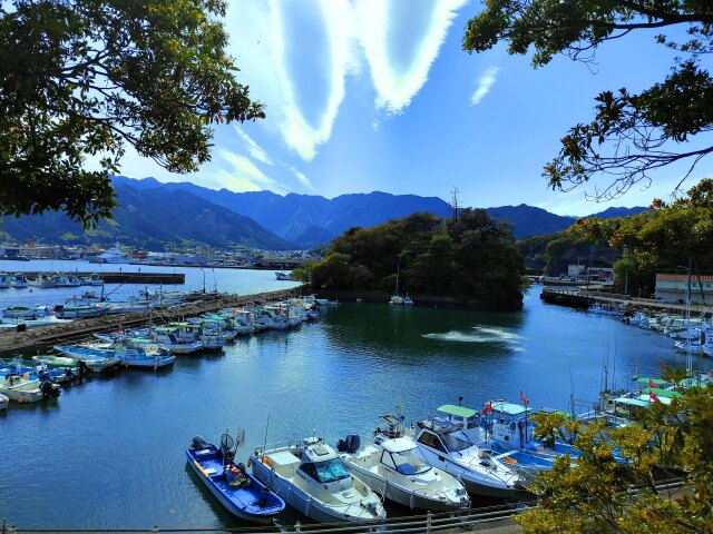 春の海と空