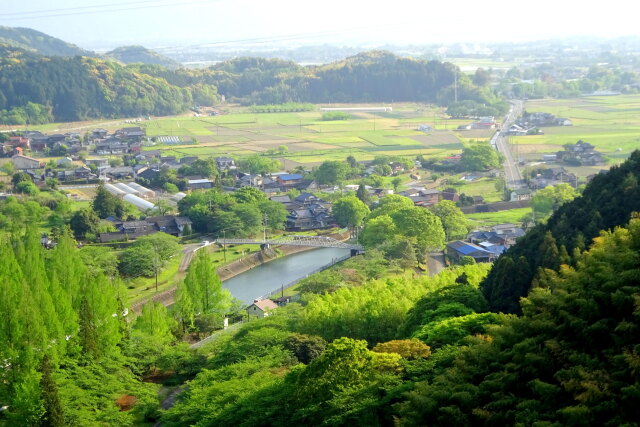 里景色 まもなく五月