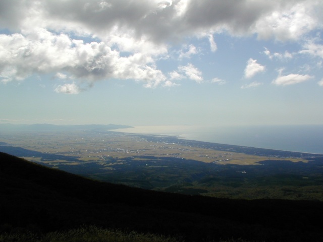 鳥海山からの日本海