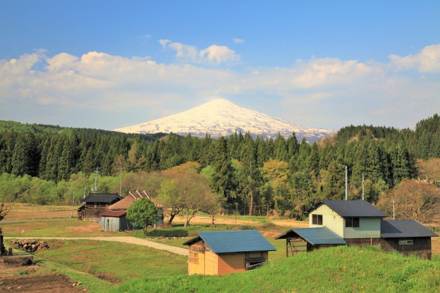 のどかな風景 鳥海山