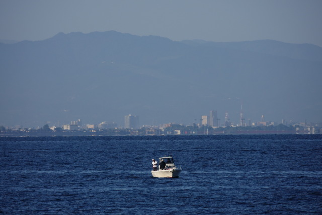 蜃気楼の富山湾