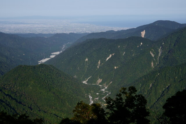 富山を望む