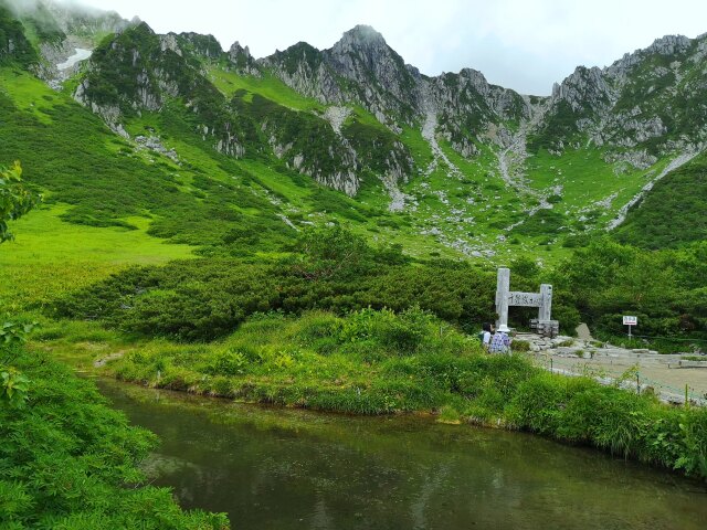 夏の剣ヶ池と千畳敷カール