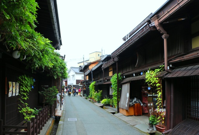 高山市の古い町並み