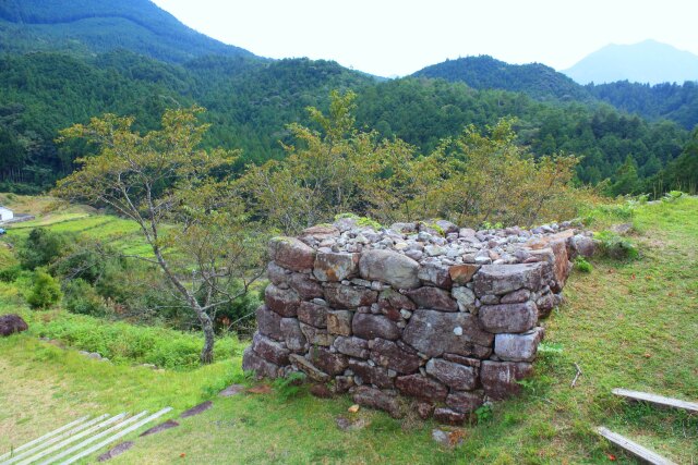 初秋の赤木城址