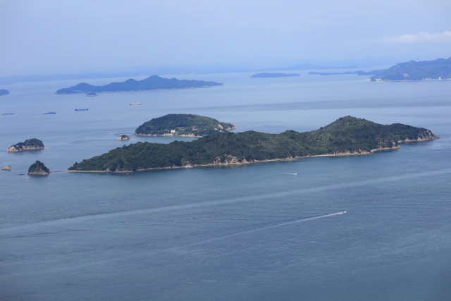 穏やかな瀬戸の海