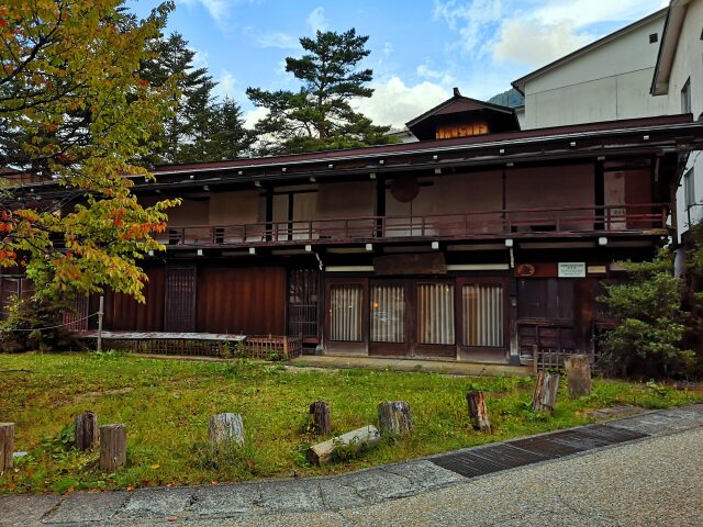 秋の平湯温泉