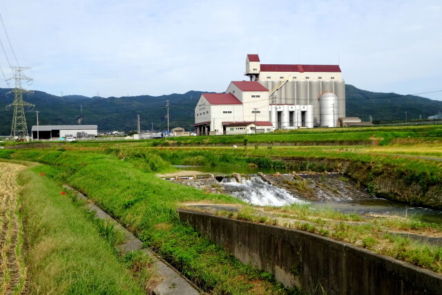 収穫の秋・・・JAの保存倉庫