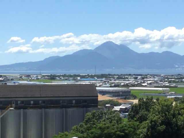 快晴の雲仙岳 遠景2