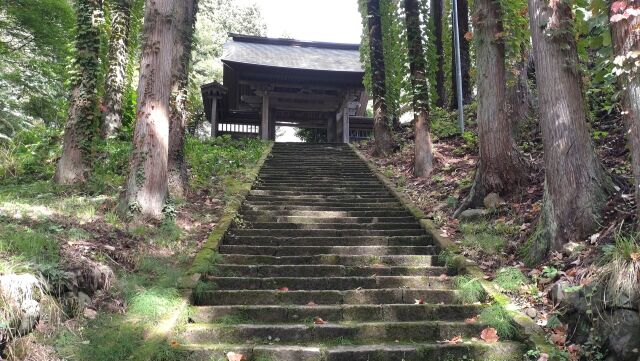 慈恩寺宝蔵院表門