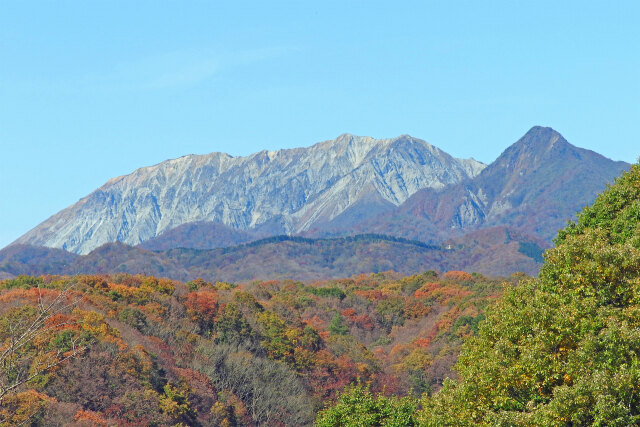 秋進む山 12 大山