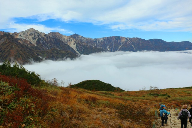 秋の八方尾根雲海