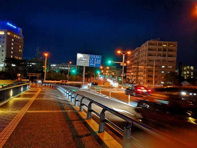 夜の宍道湖大橋