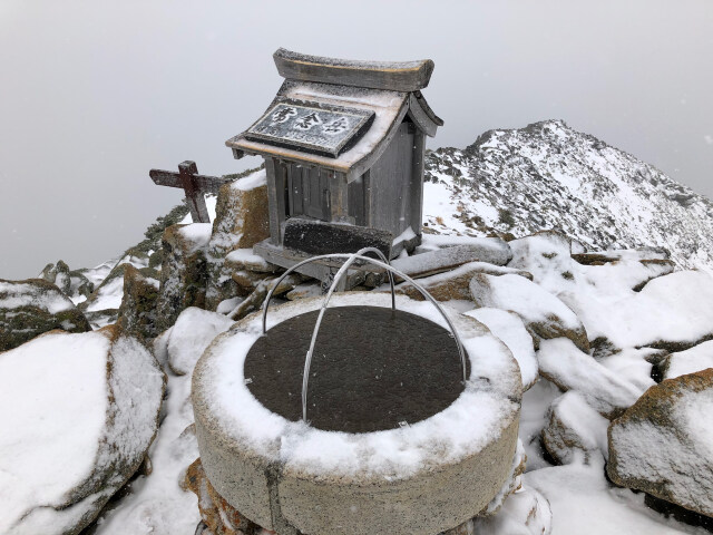 常念岳山頂