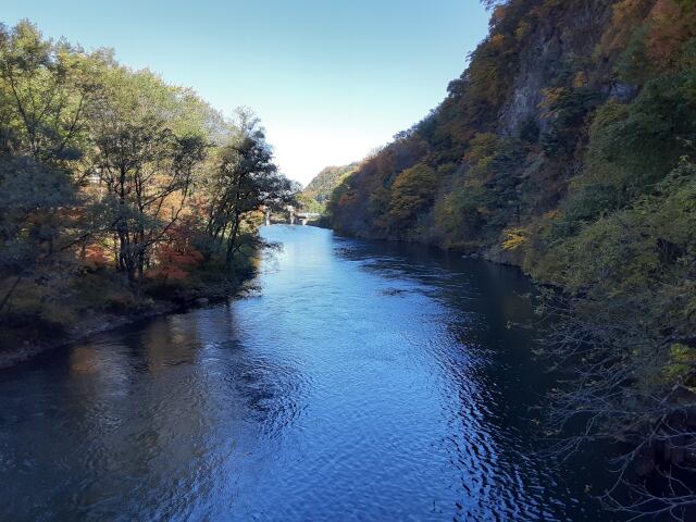 秋の梓川