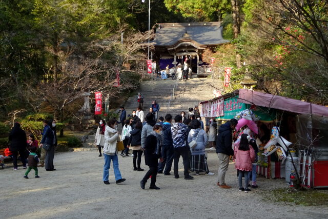 田舎の初詣 お参りもお団子も！