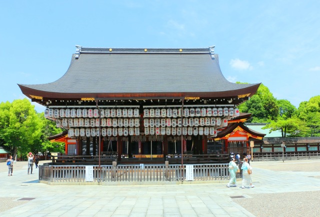 迎春八坂神社