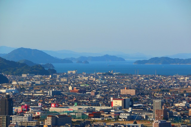 松山市と瀬戸内