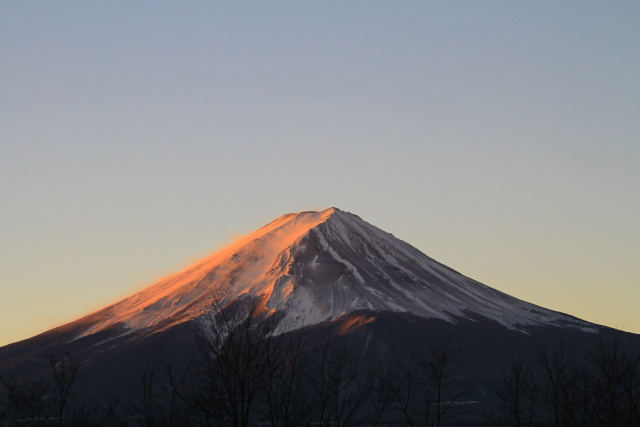 早朝の紅富士