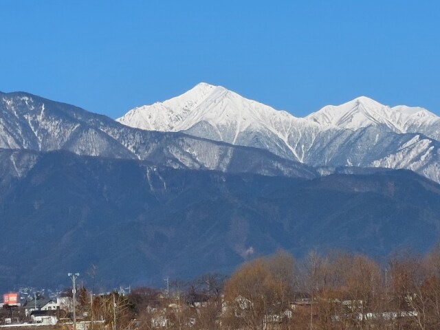 晴天の信州常念岳