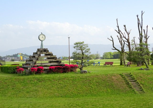 春の神功皇后伝説の公園