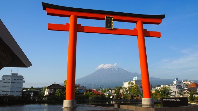 世界遺産センターから望む富士山