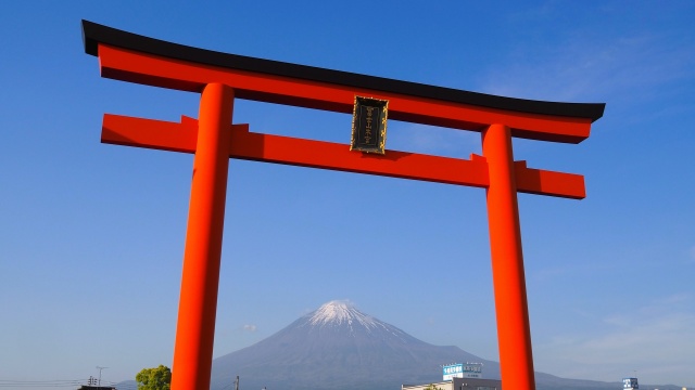 世界遺産センターから望む富士山