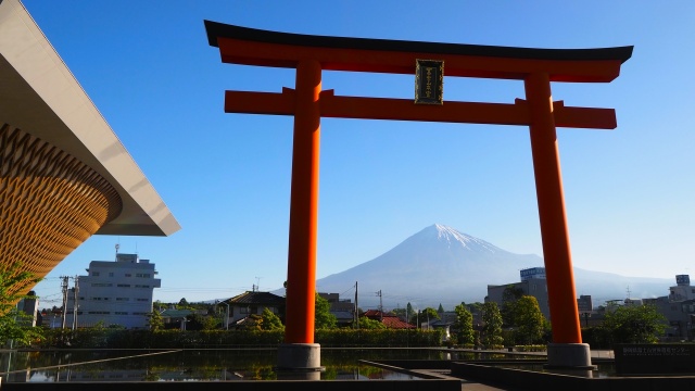 世界遺産センターから望む富士山