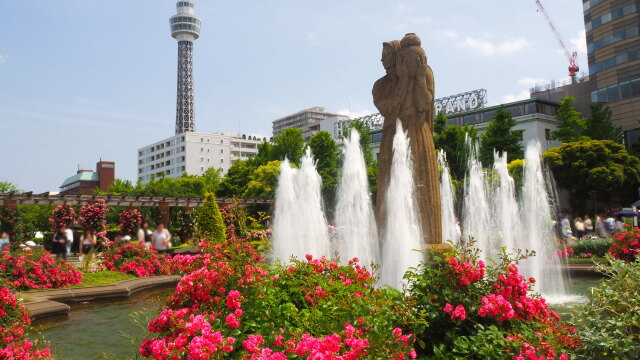 春の横浜山下公園