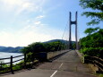 湖周遊のサイクリングロード吊橋