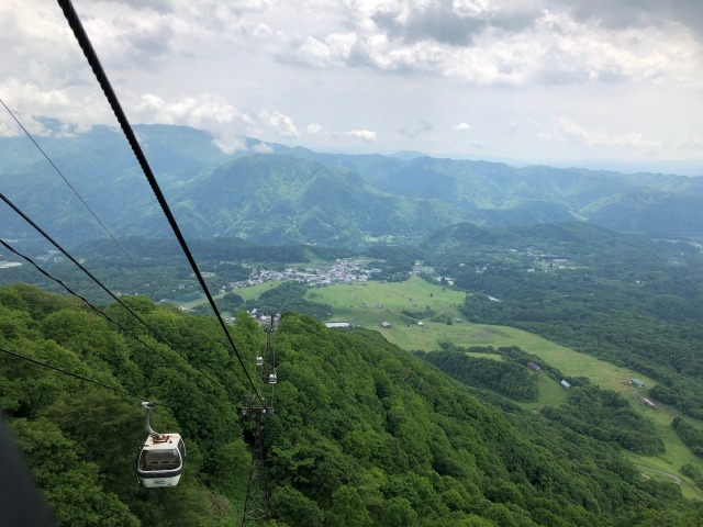 栂池へ下る