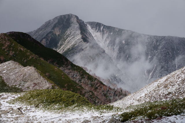 初冬の常念岳