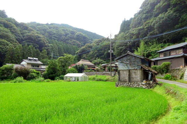 静かな山村集落