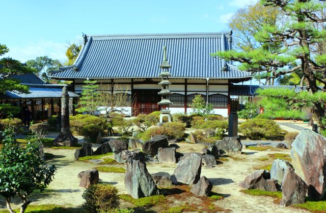 お盆宇治興正寺