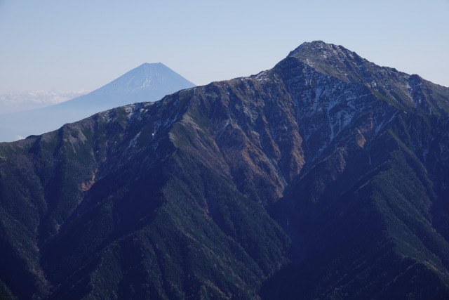 北岳と背比べ