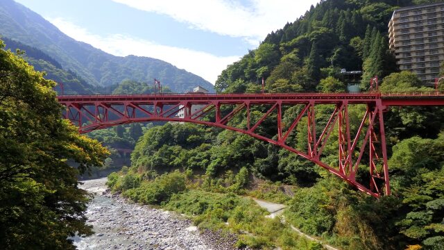 夏の宇奈月温泉