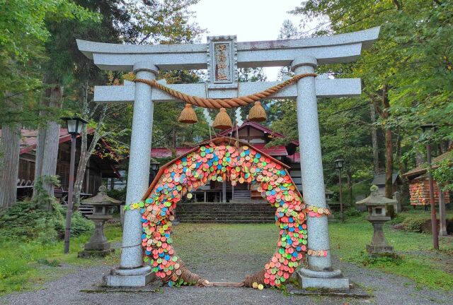 秋の平湯温泉平湯神社