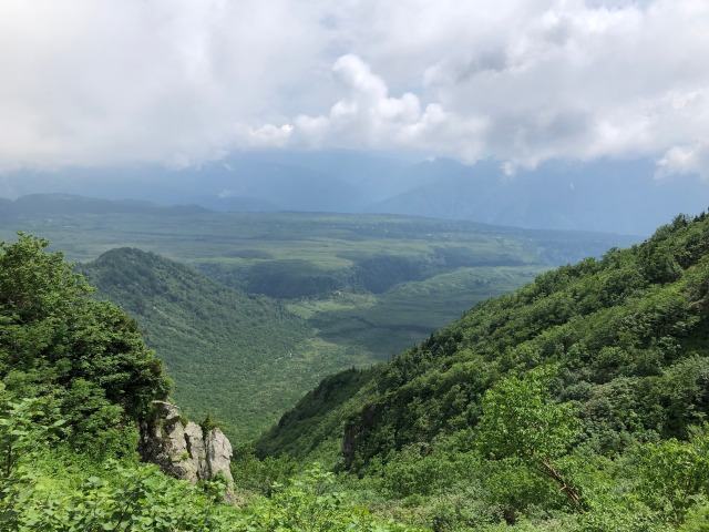 大日平を望む