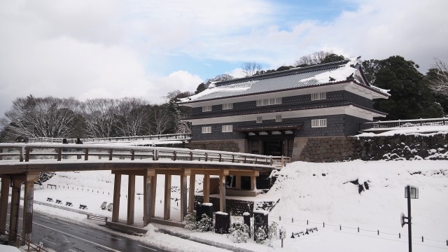 冬の金沢城公園