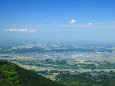 前沢の町並みと栗駒山